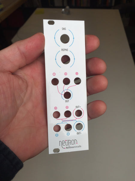 「高評価！」注目のレビュ NLC - Neuron – magpie modular 鍵盤楽器